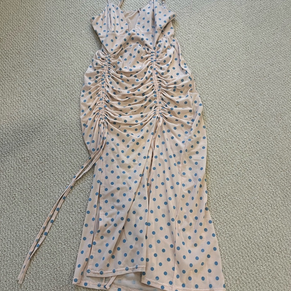 Dress - Picture 7 of 7